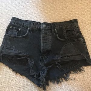 Carmar Denim/LF black jean shorts